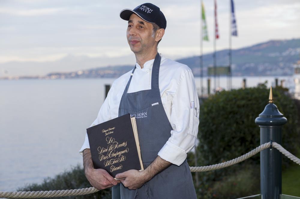 Gilles Cavalieri - ... captivates his guests with sweet creations