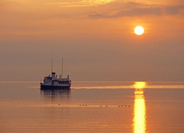 Sunset Cruise - Die Yacht, die begeistert – erleben Sie die M.Y. Emily