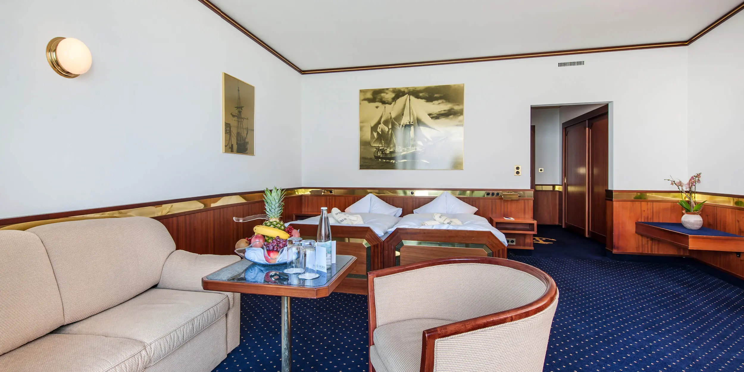 Superior Grand Cabin - Bad Horn