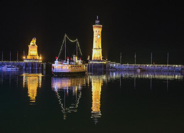 Lindauer Hafenweihnacht mit der M.Y. «Emily» - Winterzauber auf dem Bodensee – Lindauer Hafenweihnacht mit der M.Y. «Emily»