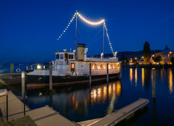 Sommernachtsfahrt - Bootsfahrt unter den Sternen