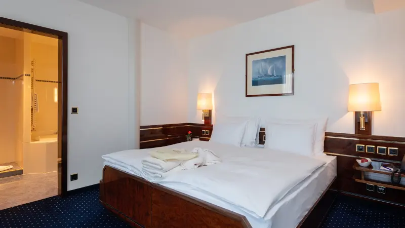 Superior Grand Cabin
