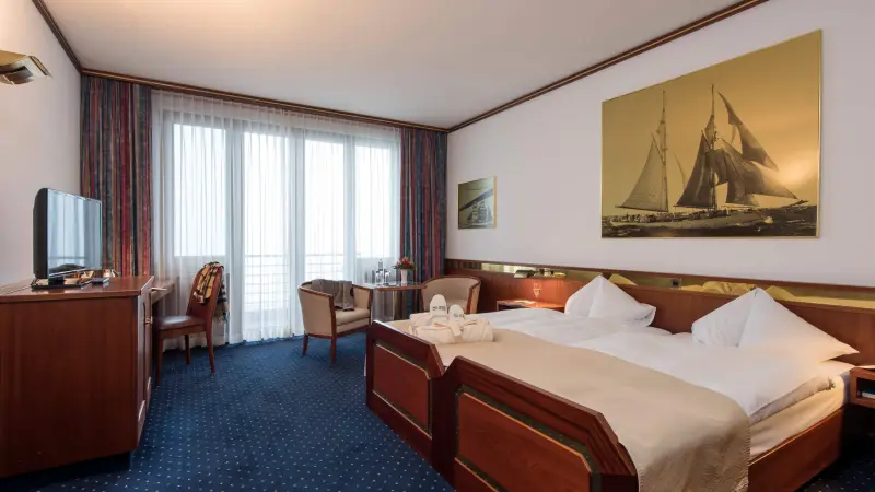 Superior Grand Cabin