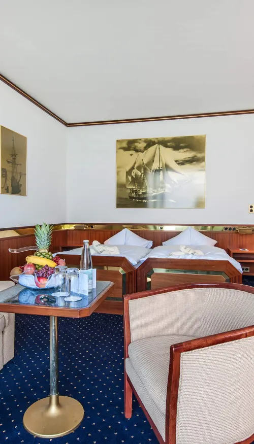 Superior Grand Cabin - Bad Horn