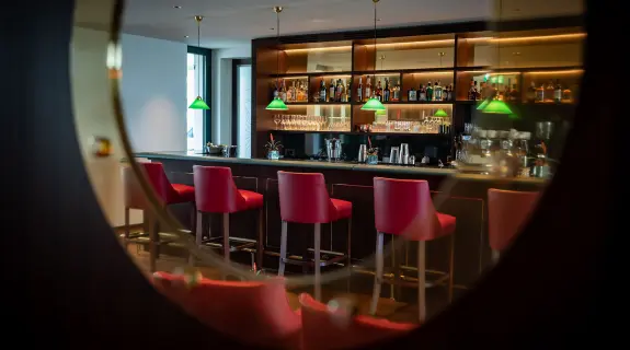 Lobby Bar Bad Horn